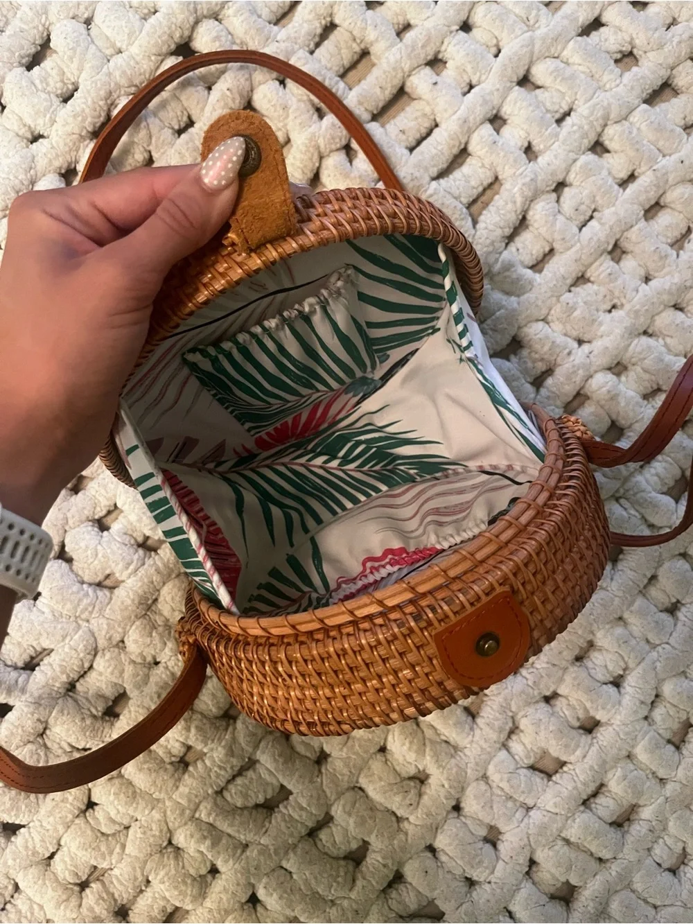 Round Woven Crossbody Bag in Brown